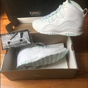Women’s Air Jordan 10
